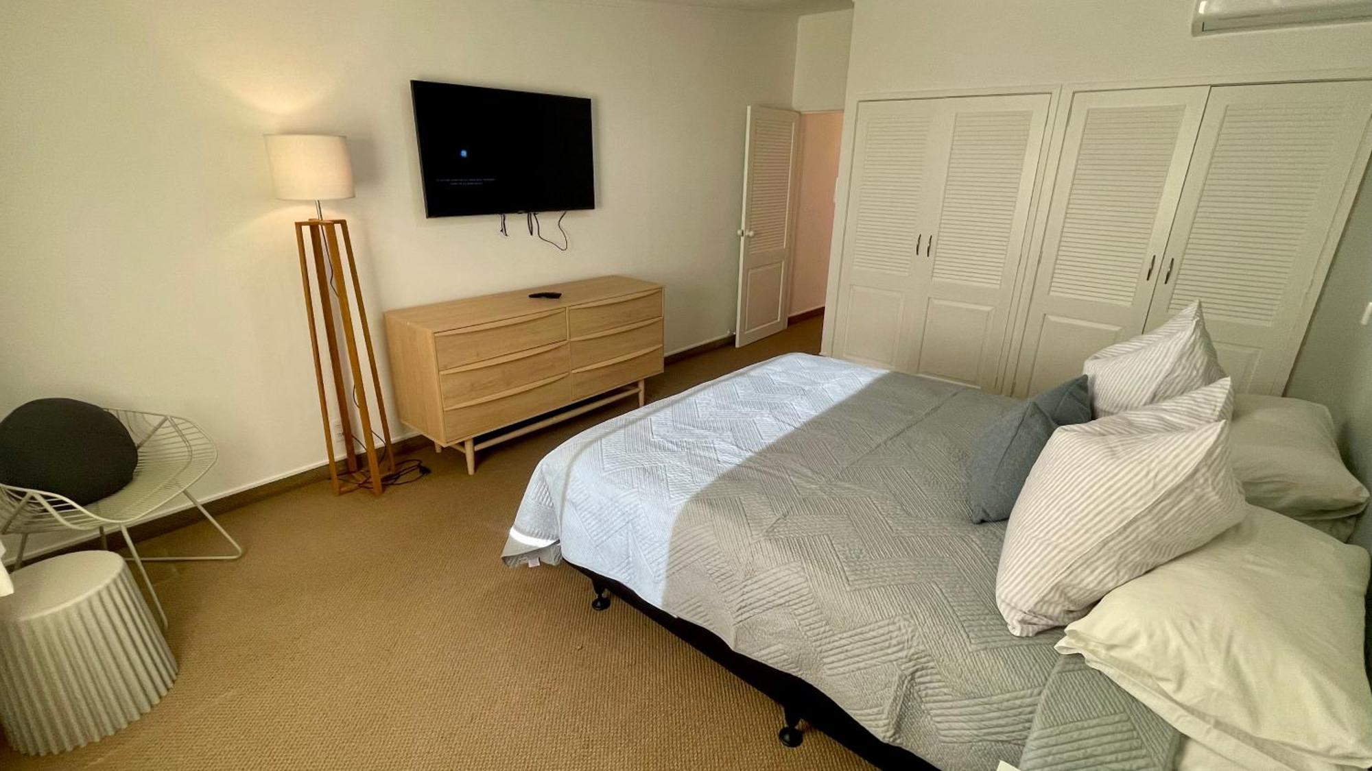 The Nautilus Napier Exterior foto A bedroom at the hotel