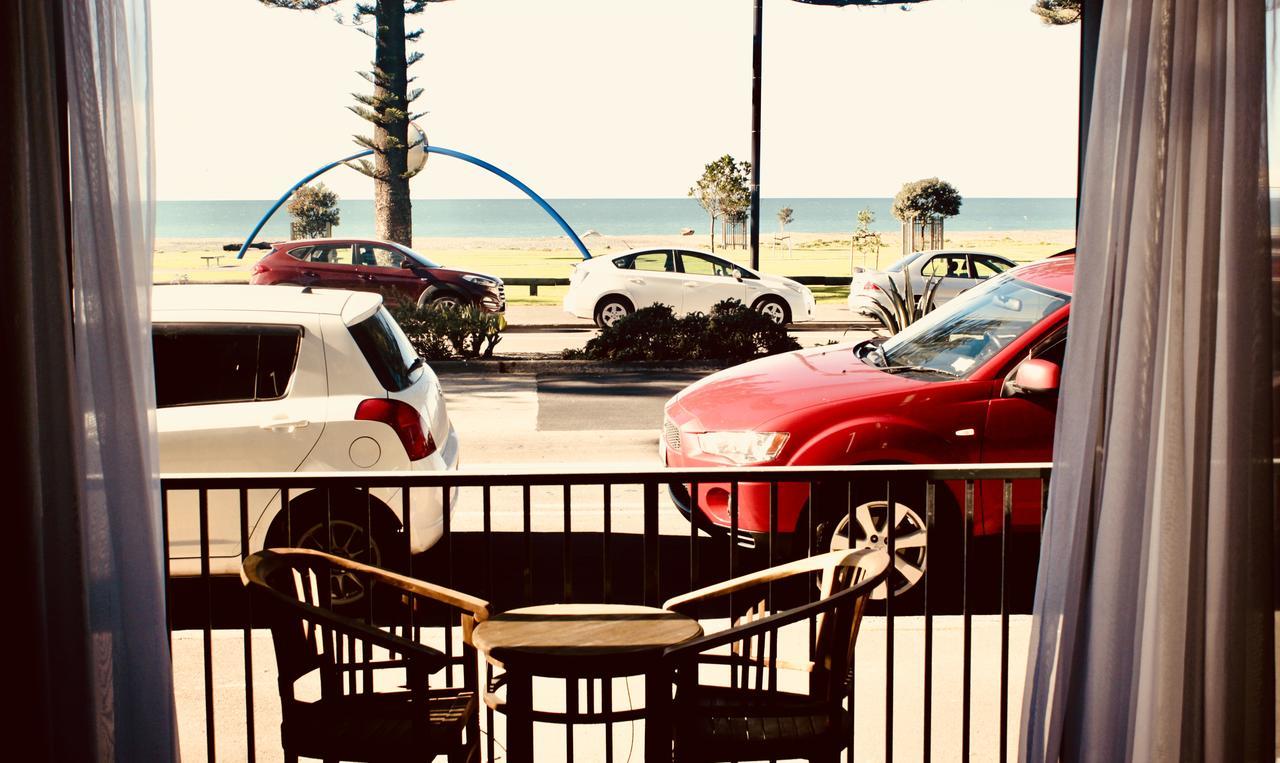 The Nautilus Napier Exterior foto View from the balcony of a room at the hotel