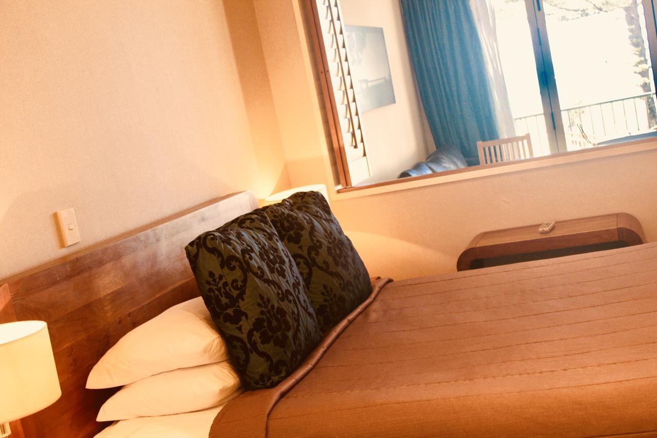 The Nautilus Napier Exterior foto A room at the hotel